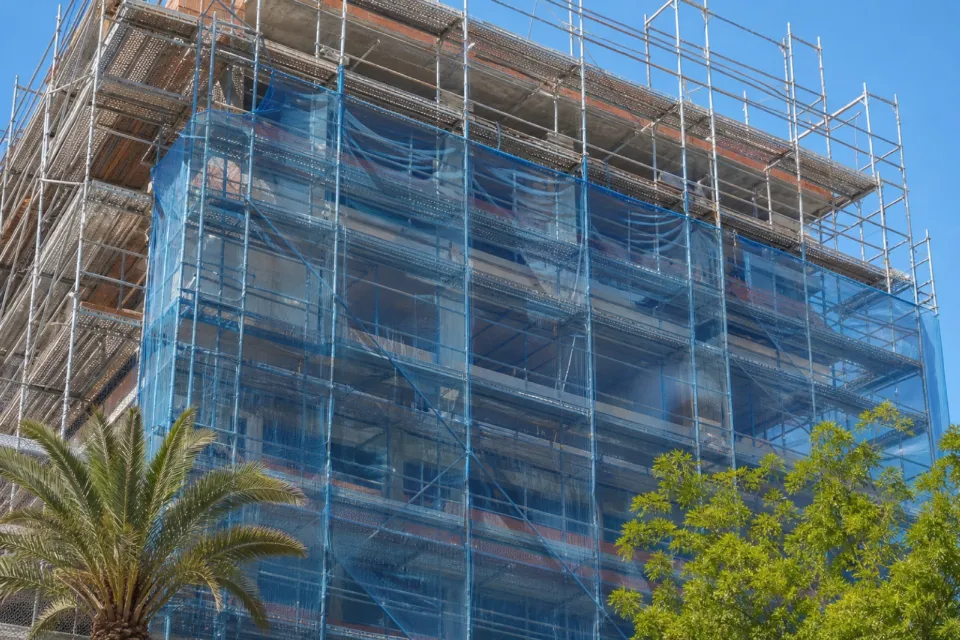 Villa en construcción con vistas panorámicas al mar en Marbella