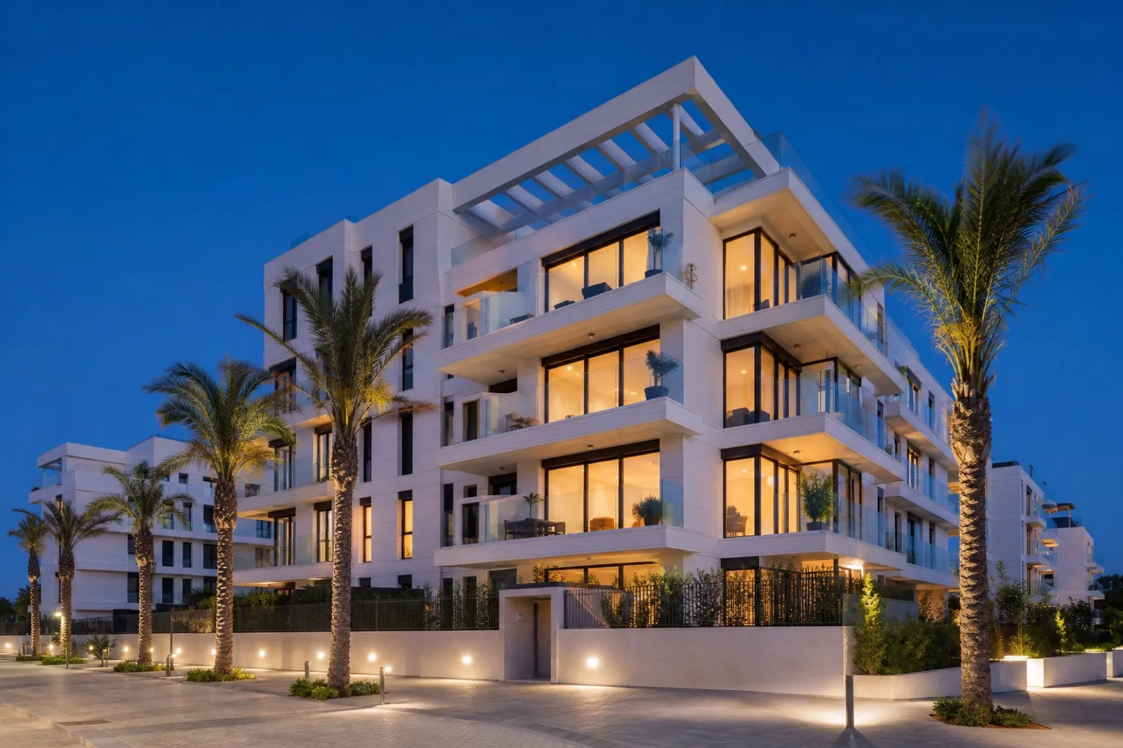 Large-terrace penthouse in Nerja — photo 1