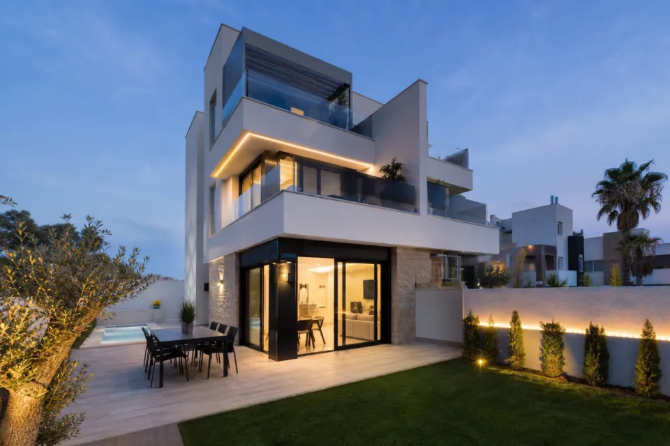Family semi-detached house in Fuengirola